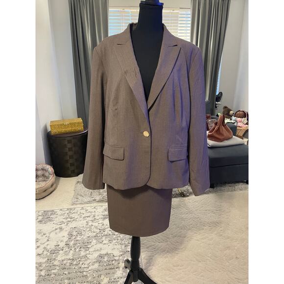 Calvin Klein Brown Skirt Suit Set Size 20W Career Office Pencil Skirt Blazer - Picture 2 of 5